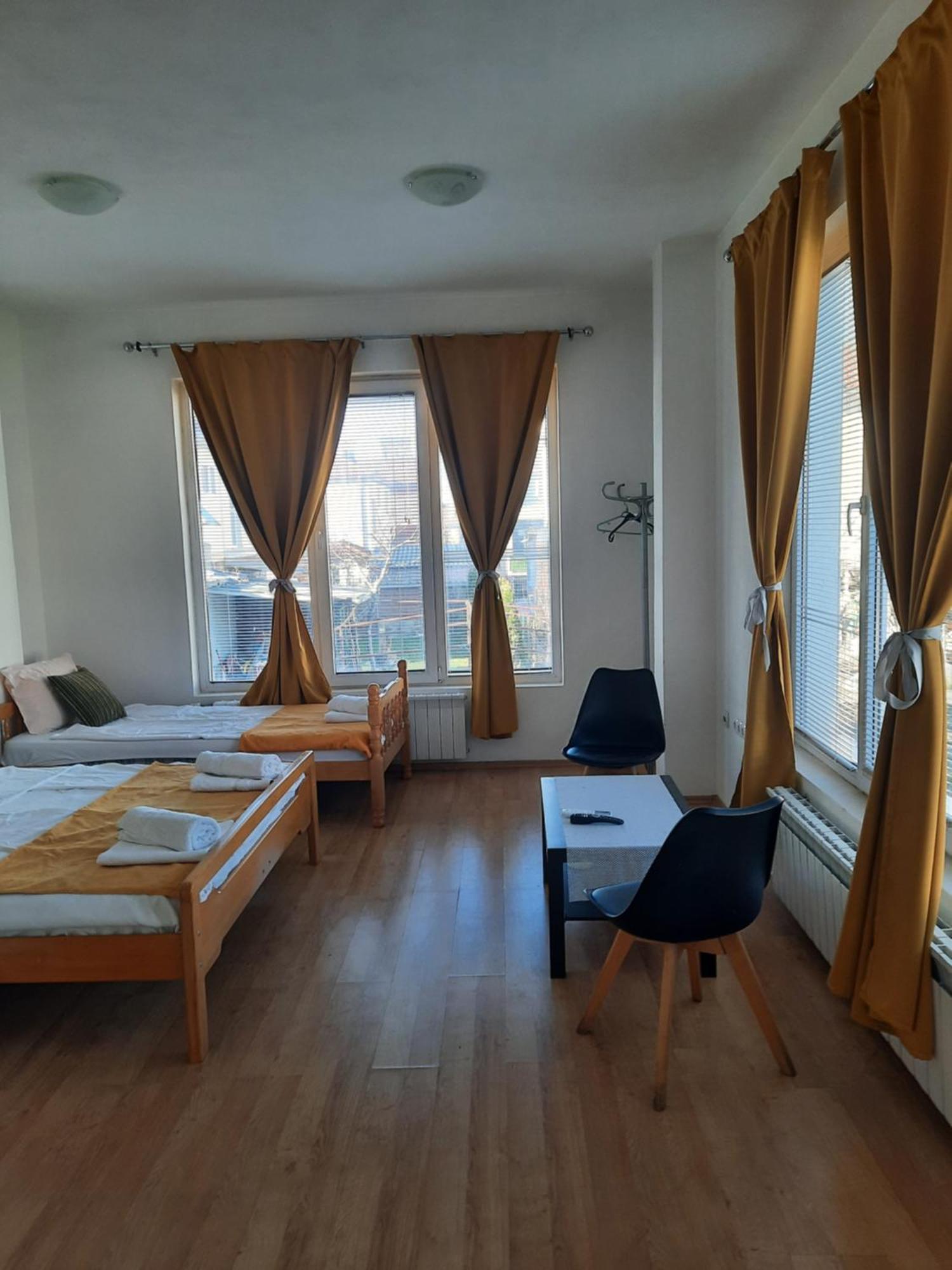 Guest House Gina Ohrid Bagian luar foto